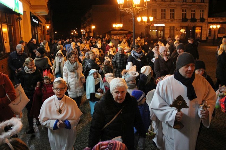 ​"Marsz świętych ze Świętymi" w Świebodzinie