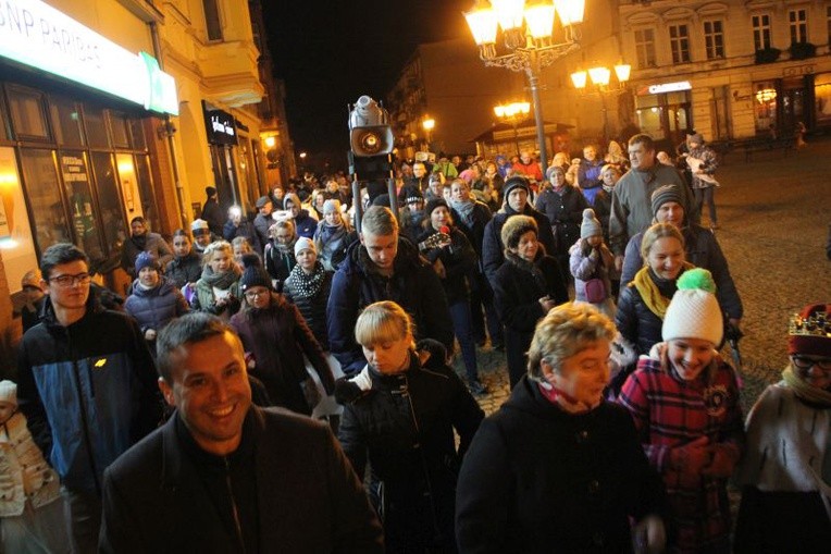 ​"Marsz świętych ze Świętymi" w Świebodzinie