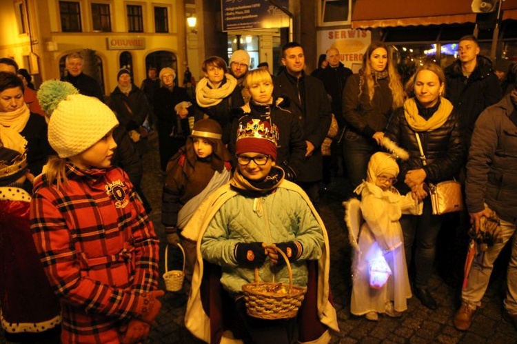 ​"Marsz świętych ze Świętymi" w Świebodzinie