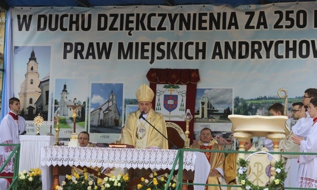 Dziękczynna Msza św. przy kościele św. Macieja