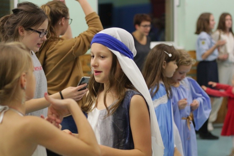 Bal Wszystkich Świętych na wrocławskiej Klecinie