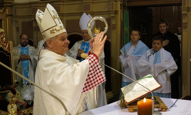 Październikowe czuwanie w Hałcnowie