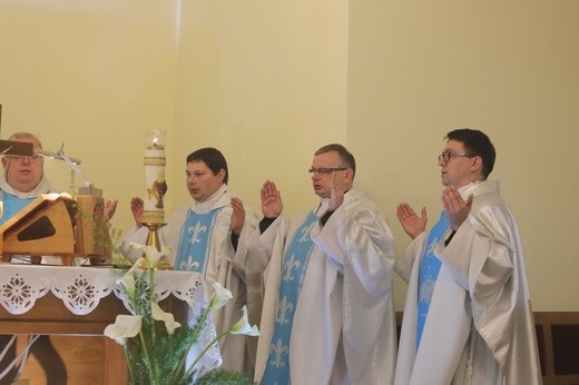 Poświęcenie kaplicy cmentarnej w Wieprzu