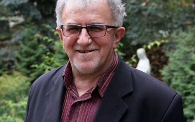 Ojciec prof. Zdzisław Kupisiński pracuje na KUL na Wydziale Teologii w Katedrze Religiologii i Misjologii