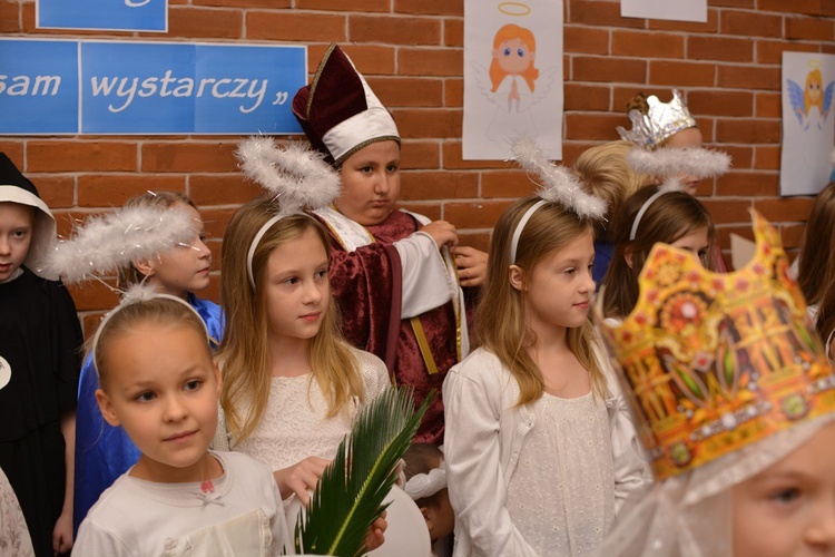 Bal świętych w parafii św. Elżbiety we Wrocławiu