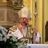 Abp Jędraszewski: dziś na nowo chce się stworzyć ziemię jałową, bez krzyża