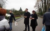 Kwesta na cmentarzu komunalnym w Ciechanowie