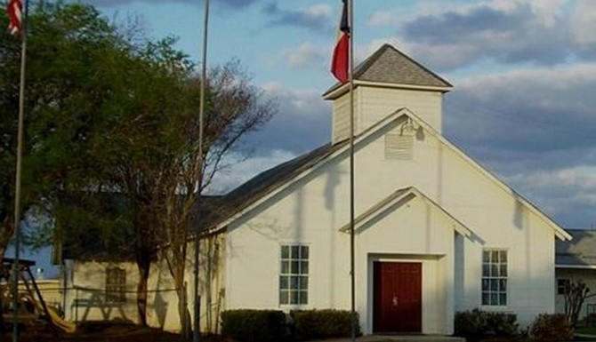 Strzelanina w kościele: co najmniej 27 zabitych
