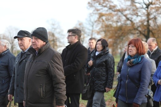 32. Droga Krzyżowa za zmarłych - w byłym KL Auschwitz-Birkenau - 2017