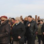 32. Droga Krzyżowa za zmarłych - w byłym KL Auschwitz-Birkenau - 2017