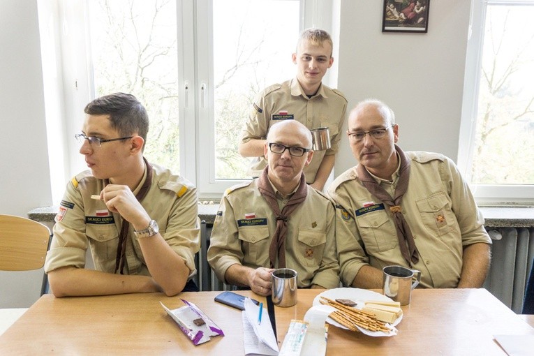 Wataha, czyli jak prowadzić gromadę małych skautów