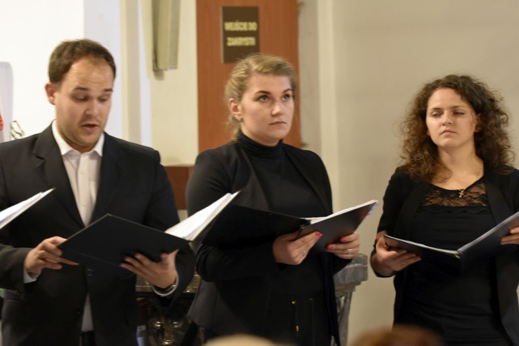 Występ chóru "Misericordia" wraz z zaprzyjaźnionymi muzykami z Wrocławia.