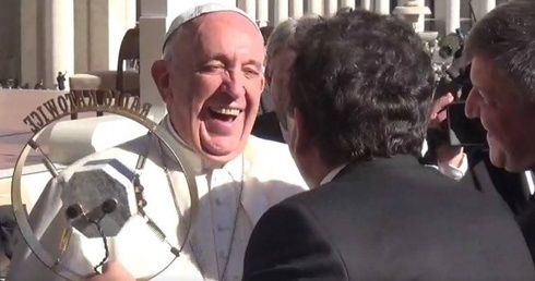 Papież Franciszek pobłogosławił pracownikom i słuchaczom Radia Katowice