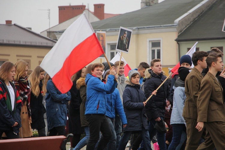 Marsz patriotyczny w Łowiczu