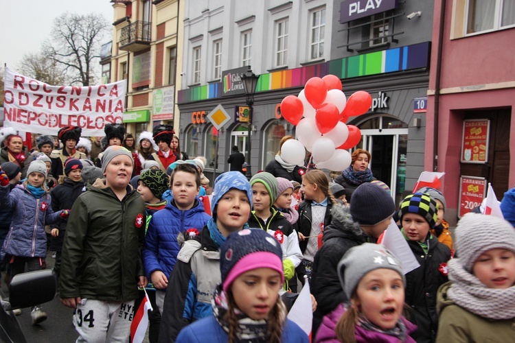 Marsz patriotyczny w Łowiczu