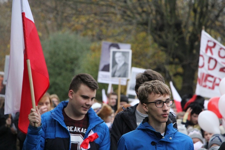 Marsz patriotyczny w Łowiczu