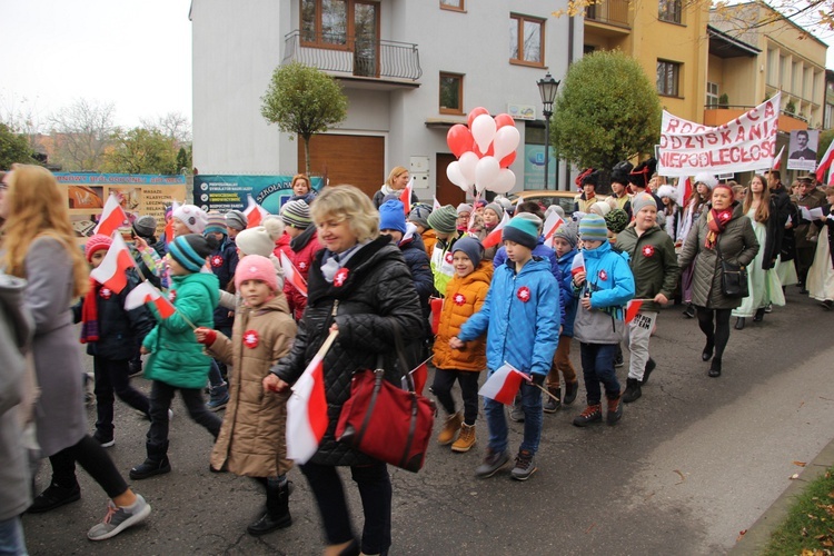 Marsz patriotyczny w Łowiczu