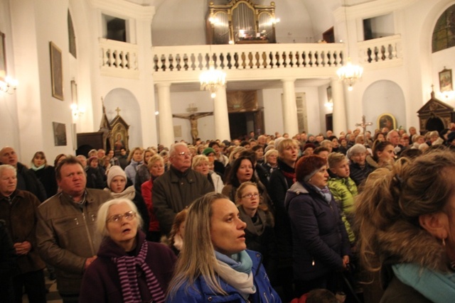 Wiązowna pożegnała Maryję