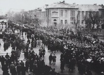 Manifestacja patriotyczna na ulicach Lublina w 1918 roku