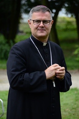  Bp Śmigiel: za mało mówimy młodym, że rodzina jest drogą ku szczęściu i samorealizacji