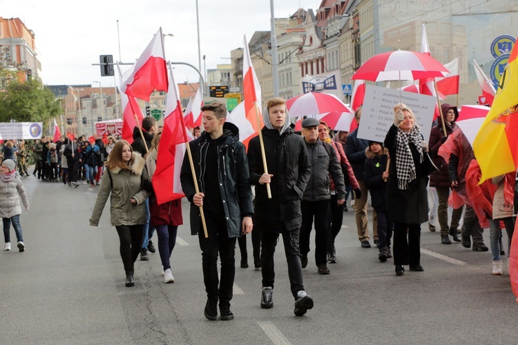 XVI Radosna Parada Niepodległości