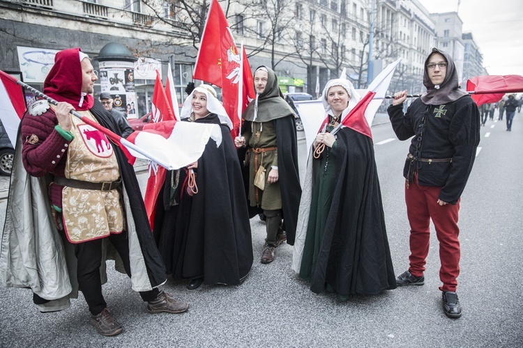 Tysiące flag pod hasłem "My chcemy Boga" 