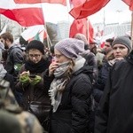 Tysiące flag pod hasłem "My chcemy Boga" 