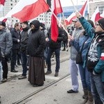 Tysiące flag pod hasłem "My chcemy Boga" 