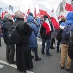 Tysiące flag pod hasłem "My chcemy Boga" 