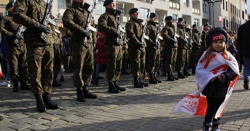 Niepodległa ojczyzna potrzebuje ludzi wolnych