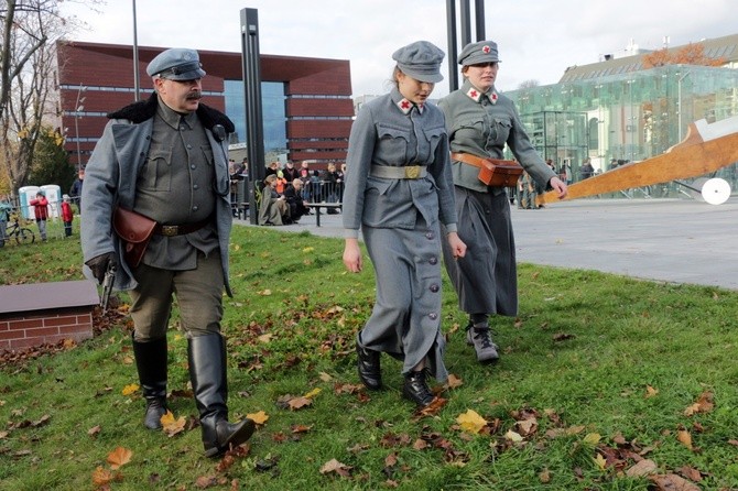 Widowisko batalistyczne "Za Polskę" w centrum Wrocławia