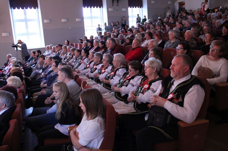 Diecezjalny Przegląd Pieśni Patriotycznych w Sulechowie