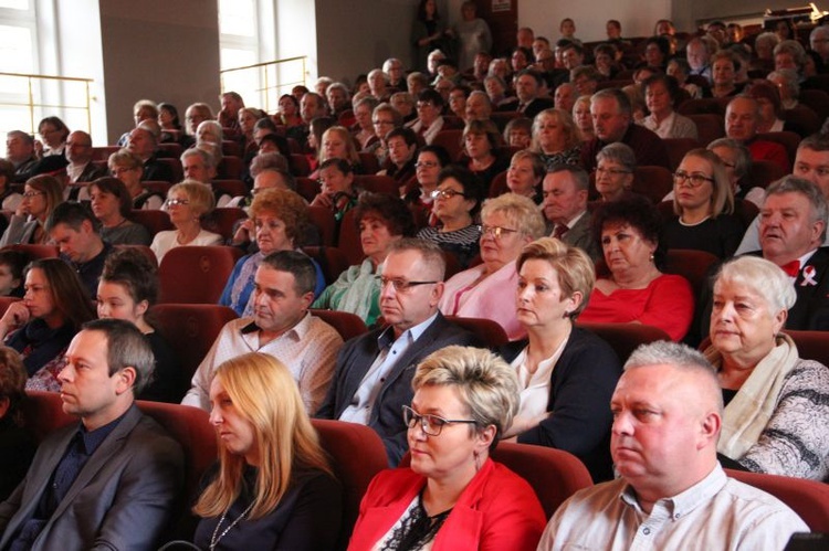 Diecezjalny Przegląd Pieśni Patriotycznych w Sulechowie