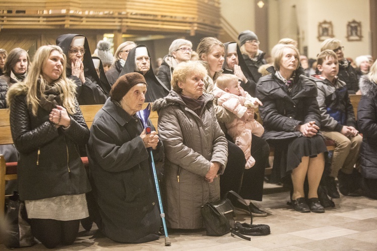 Dziękowali Matce Bożej w Śródborowie