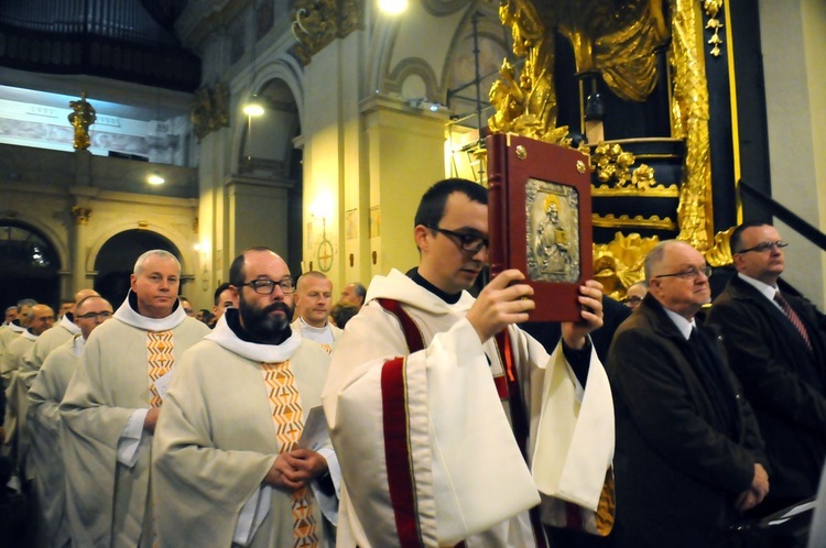 Poświęcenie obrazu Matki Bożej Śnieżnej w Tyńcu - cz. 1