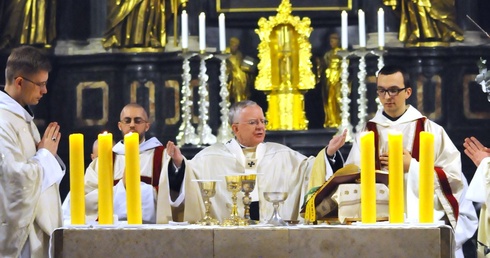 Poświęcenie obrazu Matki Bożej Śnieżnej w Tyńcu - cz. 1