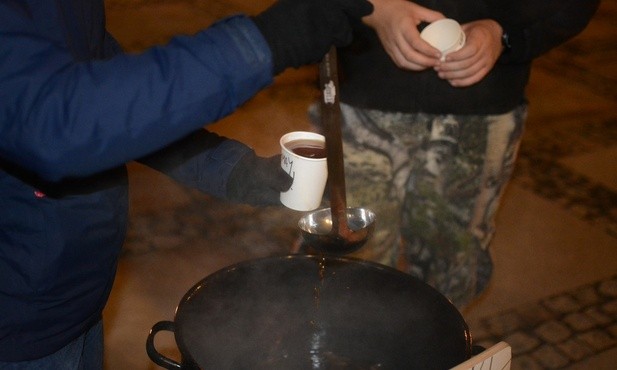 Ciepła herbata w centrum Opola