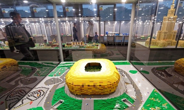 Lego na stadionie
