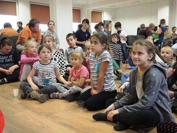 1. Światowy Dzień Ubogich - z najmłodszymi