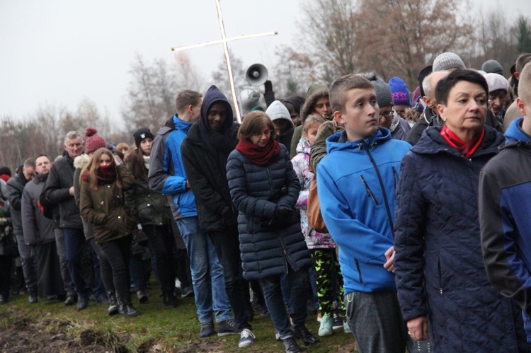 Droga krzyżowa szlakiem męczeństwa bł. Karoliny