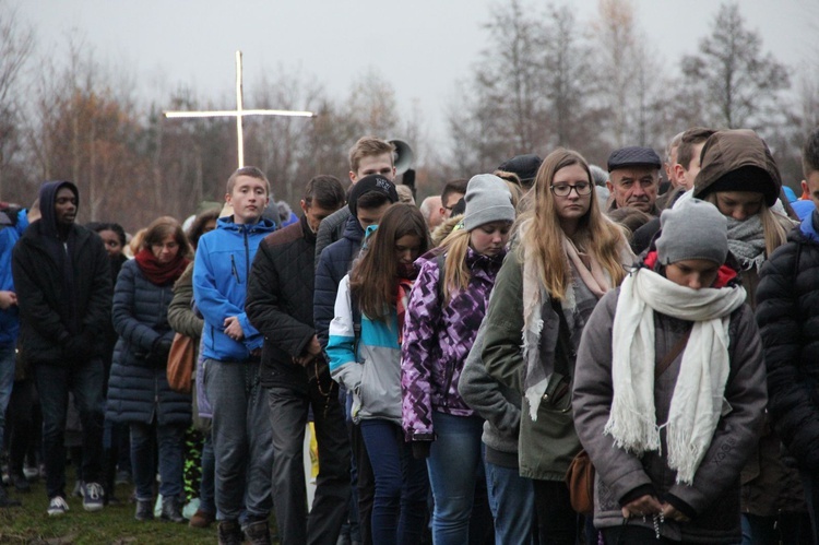 Droga krzyżowa szlakiem męczeństwa bł. Karoliny