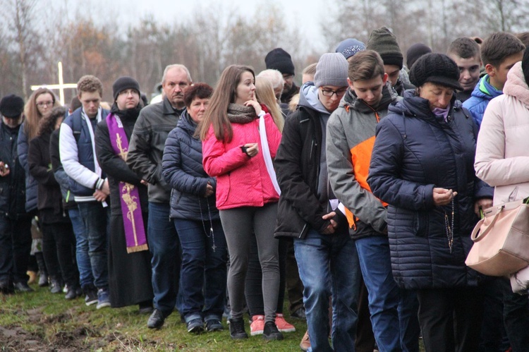 Droga krzyżowa szlakiem męczeństwa bł. Karoliny