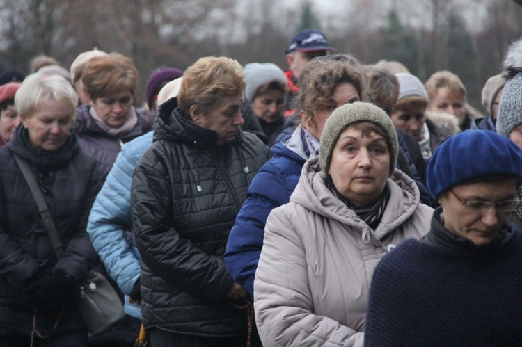 Droga krzyżowa szlakiem męczeństwa bł. Karoliny