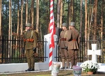 Poświęcenie cmentarza w Leontynowie