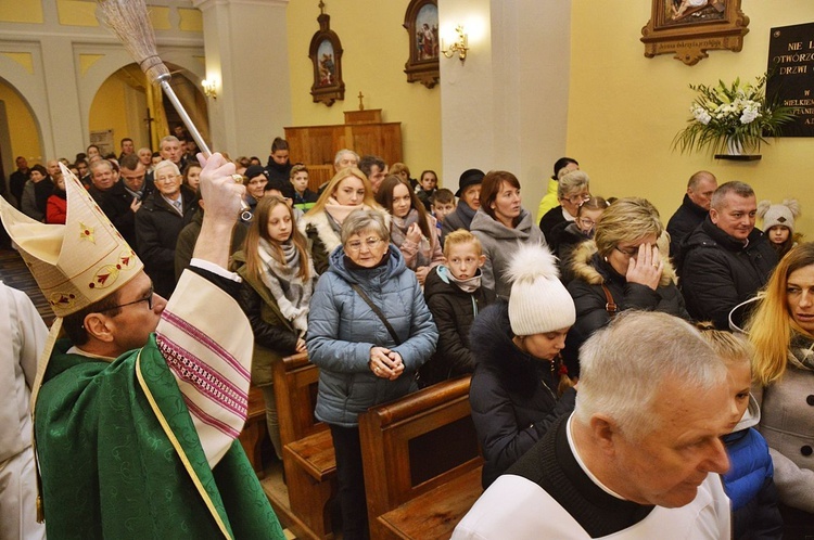 Odnowiony kościół w Radzyminie