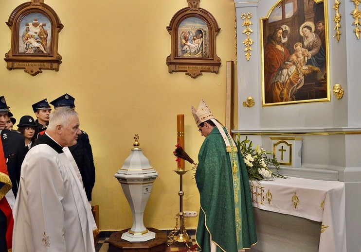 Odnowiony kościół w Radzyminie