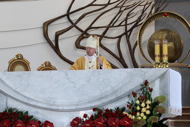 Rocznica proklamacji Jubileuszowego Aktu Przyjęcia Jezusa Chrystusa za Króla i Pana w Łagiewnikach