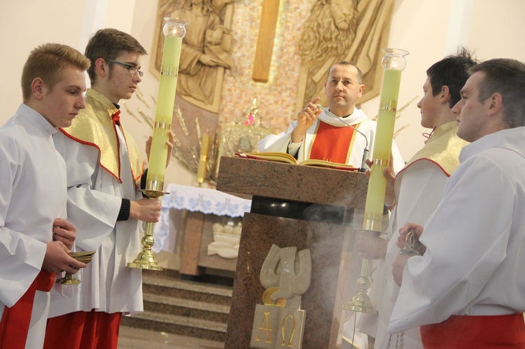 Poświęcenie organów i witraży w Mielcu-Rzochowie