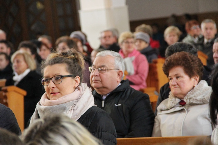 Poświęcenie organów i witraży w Mielcu-Rzochowie