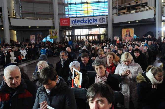 Rocznica proklamacji Jubileuszowego Aktu Przyjęcia Jezusa Chrystusa za Króla i Pana w Łagiewnikach. Cz. 2